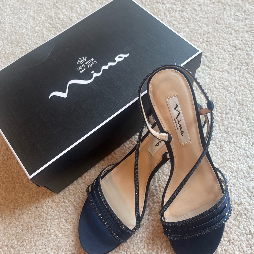 Nina women’s formal heels size 9